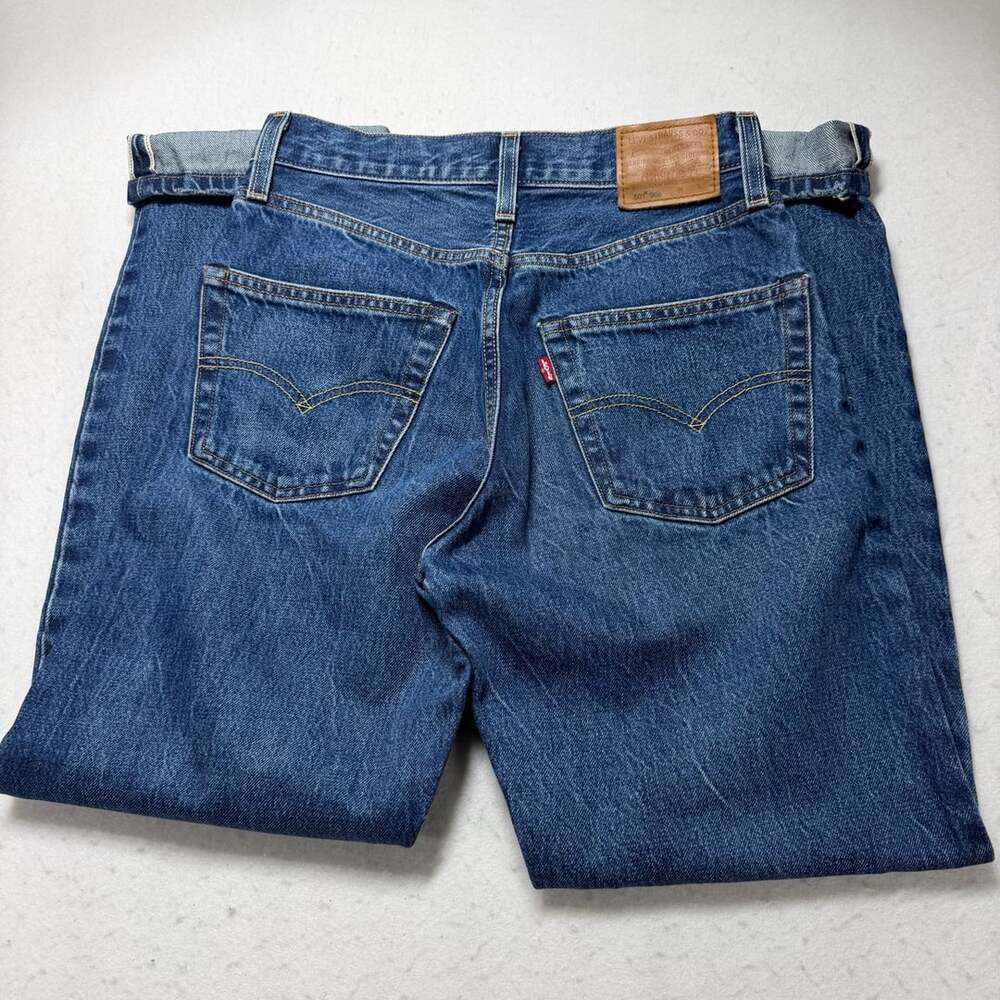 Levi's 501 '90s Straight Fit Selvedge Denim - Picture 8 of 8